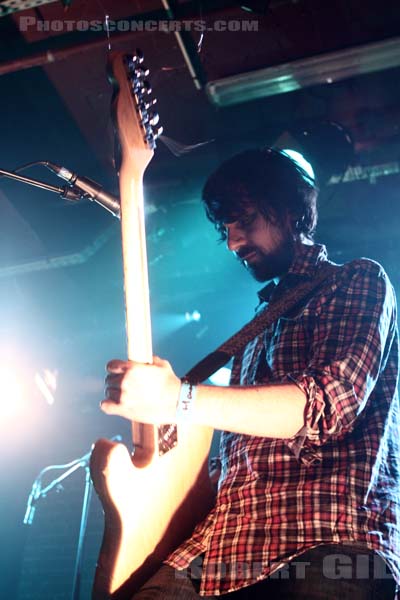 DEAD MEADOW - 2010-05-02 - PARIS - La Maroquinerie - 